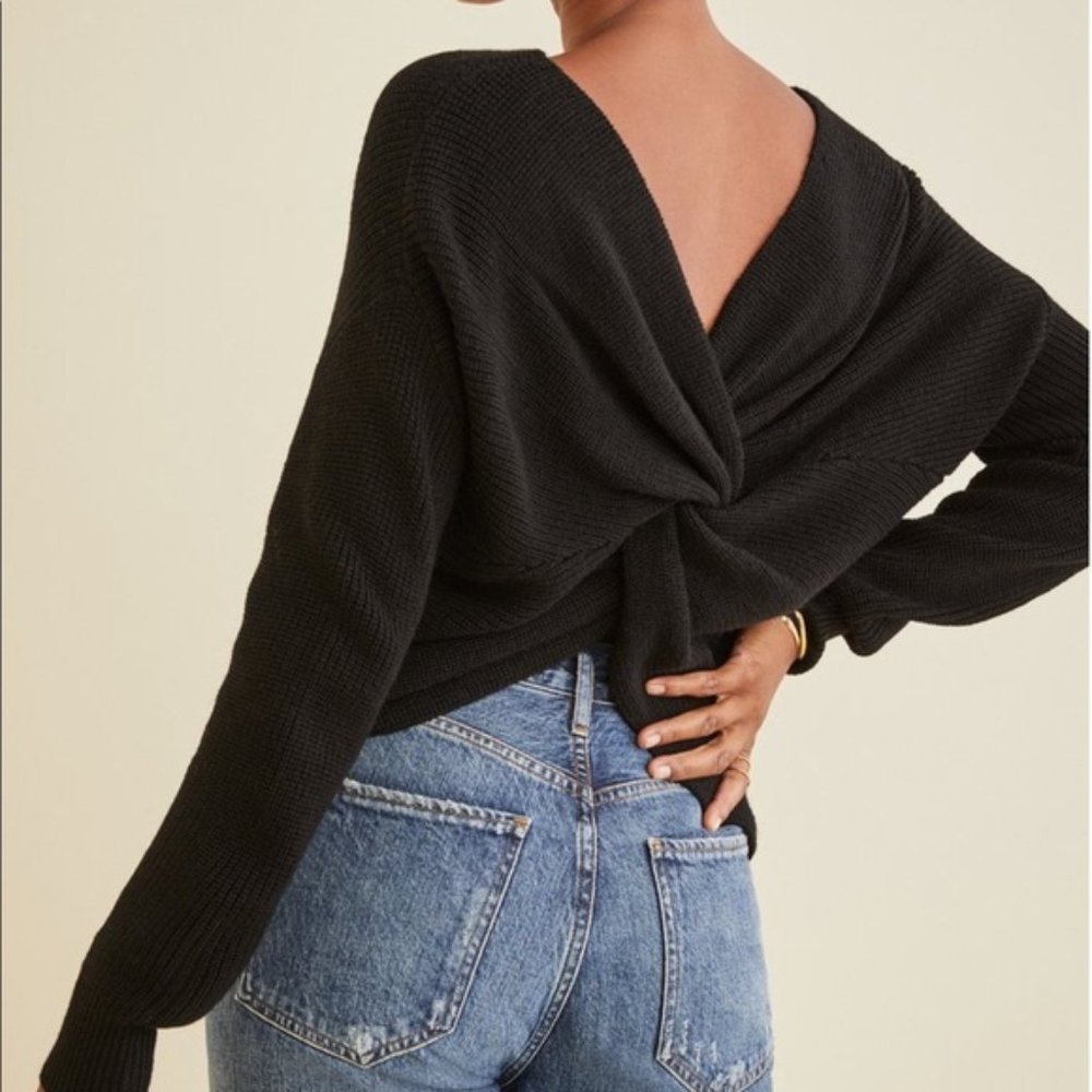 Amour Vert "Belicia" Wool Sweater in Black S